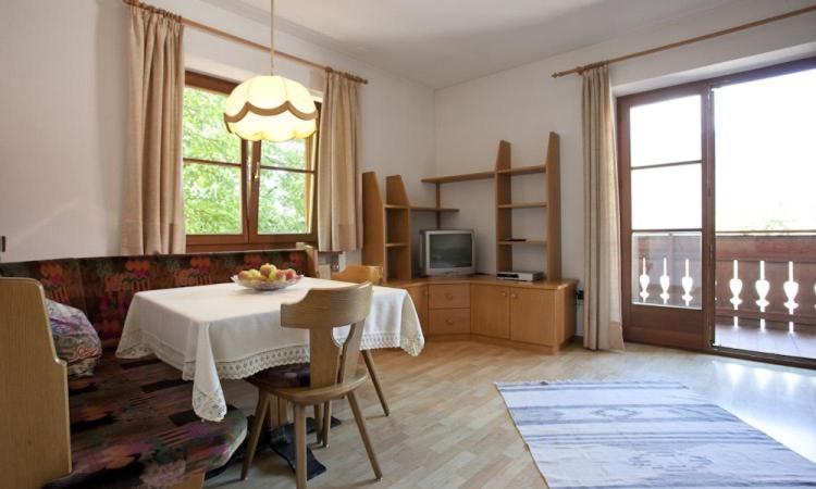 Huberhof Apartment Бресаноне Стая снимка